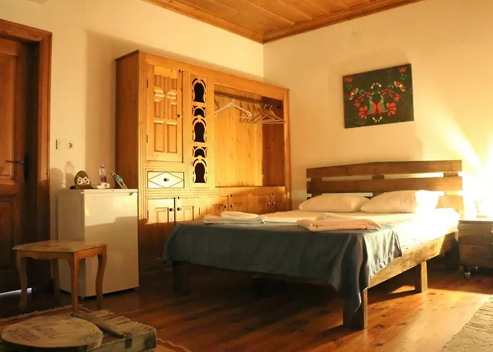 Manolian Sirince 3*