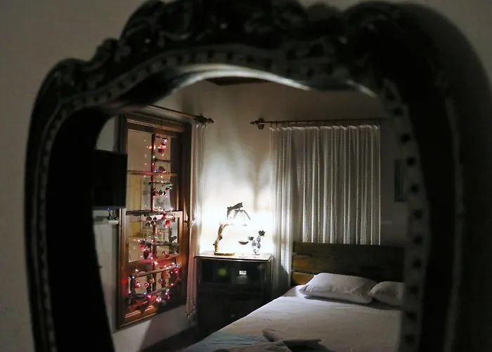 Manolian şirince Otel