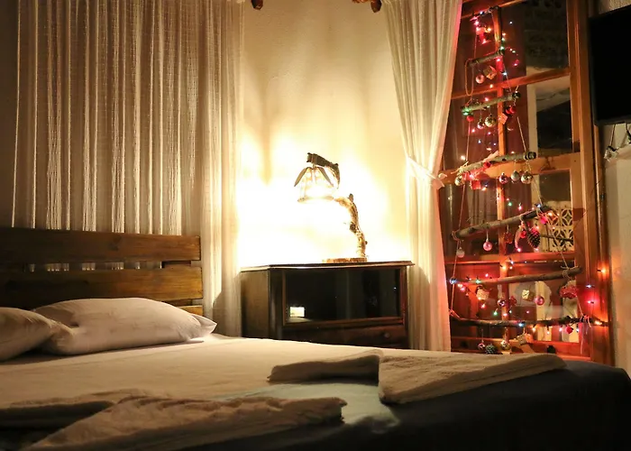 Manolian şirince Otel