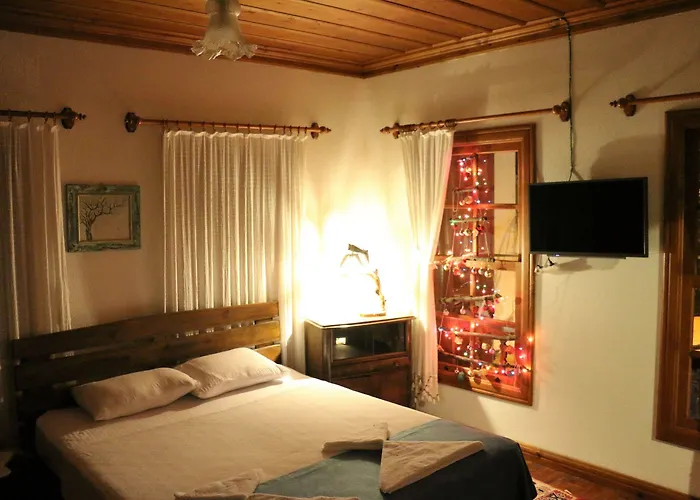 Otel Manolian şirince 3*