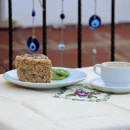 Ξενοδοχείο Manolian Sirince 3*